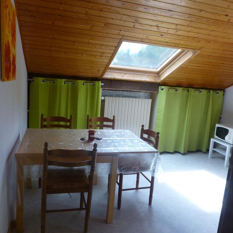 L'Echappee Verte - Gite Equestre 5 Pers Soucht Kamer foto
